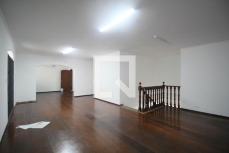 Sala 1 de casa para alugar com 5 quartos, 365m² em Vila Tramontano, São Paulo