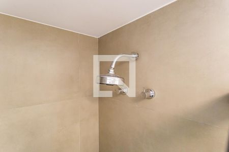 Banheiro de kitnet/studio para alugar com 1 quarto, 32m² em Indianópolis, São Paulo