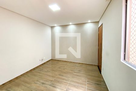 Sala de apartamento à venda com 2 quartos, 48m² em Padre Eustáquio, Belo Horizonte