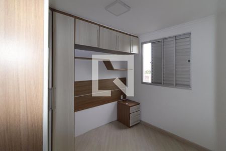 Quarto 2 de apartamento para alugar com 2 quartos, 55m² em Vila Ema, São Paulo
