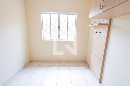 quarto 2 de casa de condomínio para alugar com 2 quartos, 70m² em Etelvina Carneiro, Belo Horizonte