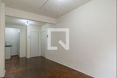Quarto de kitnet/studio para alugar com 1 quarto, 30m² em Santa Cecilia, São Paulo