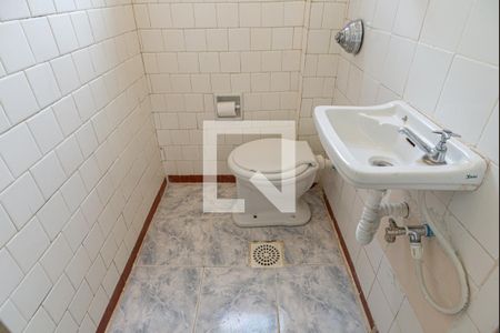 Banheiro de kitnet/studio para alugar com 1 quarto, 30m² em Santa Cecilia, São Paulo