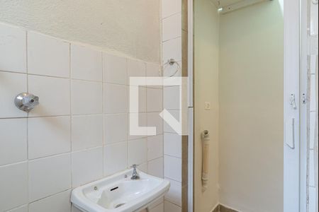 Banheiro de kitnet/studio para alugar com 1 quarto, 30m² em Santa Cecilia, São Paulo