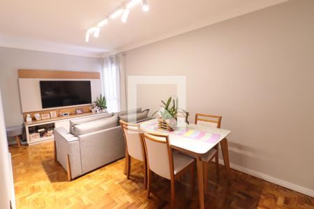 Sala de apartamento para alugar com 3 quartos, 65m² em Iapi, Osasco