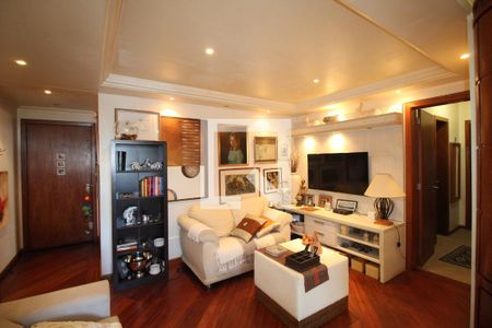 Sala de apartamento à venda com 3 quartos, 90m² em Chácara das Pedras, Porto Alegre