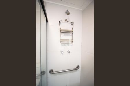 Banheiro de apartamento à venda com 1 quarto, 21m² em Indianópolis, São Paulo