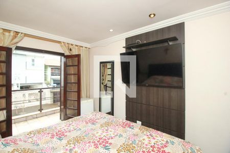 Suíte master de casa à venda com 4 quartos, 250m² em Vila Pires, Santo André