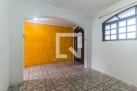Sala de casa para alugar com 2 quartos, 123m² em Calmon Viana, Poá