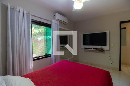 Casa à venda com 2 quartos, 750m² em Serra Grande, Niterói