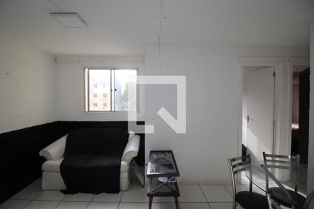 Sala de apartamento para alugar com 2 quartos, 40m² em Mário Quintana, Porto Alegre