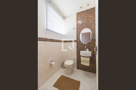 Lavabo de casa à venda com 3 quartos, 194m² em Água Rasa, São Paulo