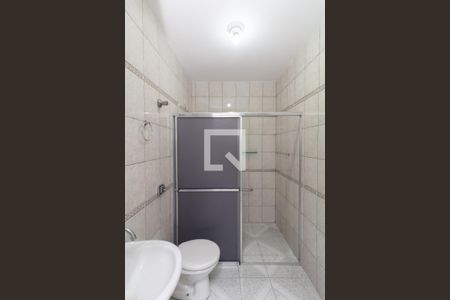 Banheiro de casa para alugar com 1 quarto, 40m² em Jardim Matarazzo, São Paulo