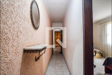 Corredor de casa à venda com 2 quartos, 158m² em Vila Lutécia, Santo André