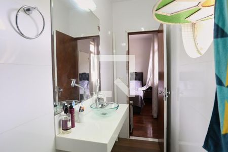 Banheiro da Suíte de apartamento à venda com 3 quartos, 90m² em Santa Ines, Belo Horizonte