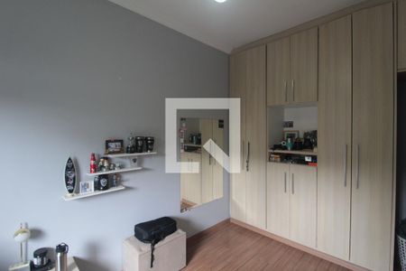Quarto 1 de casa para alugar com 3 quartos, 239m² em Planalto, Belo Horizonte