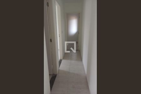 Corredor de apartamento para alugar com 2 quartos, 48m² em Jardim Iva, São Paulo