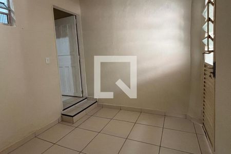 Quarto 2 de casa para alugar com 2 quartos, 70m² em Batistini, São Bernardo do Campo