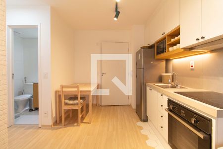 Cozinha de apartamento para alugar com 1 quarto, 32m² em Vila Mariana, São Paulo