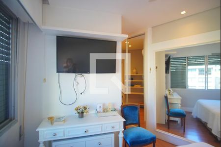 Suíte de apartamento para alugar com 3 quartos, 170m² em Moinhos de Vento, Porto Alegre