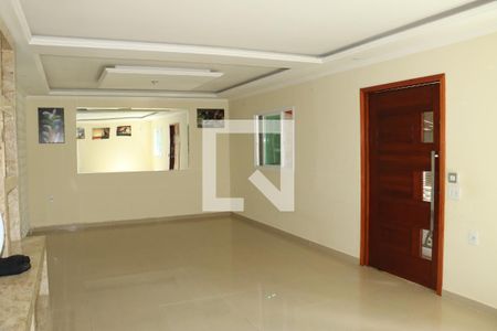 Casa para alugar com 4 quartos, 198m² em Água Espraiada, Cotia