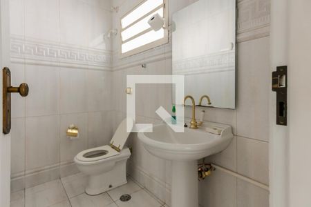 Lavabo de casa de condomínio para alugar com 4 quartos, 247m² em Vila Albano, São Paulo