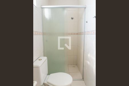 Banheiro da Suíte de casa para alugar com 2 quartos, 80m² em Parque Jabaquara, São Paulo