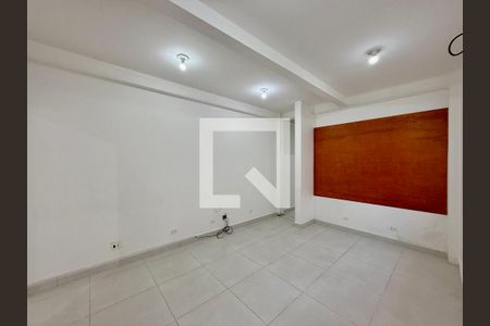 Casa para alugar com 5 quartos, 180m² em Brooklin, São Paulo