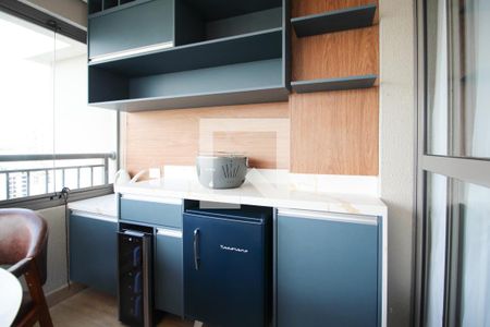 Varanda de kitnet/studio para alugar com 1 quarto, 41m² em Planalto Paulista, São Paulo