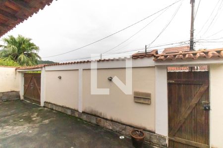 Vista da Sala de casa para alugar com 4 quartos, 198m² em Maravista, Niterói