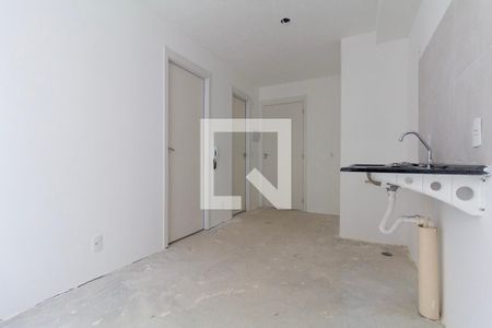 Sala, Cozinha e area de serviço de apartamento para alugar com 1 quarto, 28m² em Jardim America da Penha, São Paulo