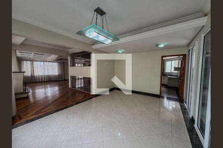 Casa à venda com 6 quartos, 645m² em Casa Verde, São Paulo