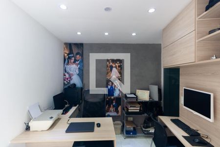 Escritório de casa para alugar com 2 quartos, 84m² em Jardim Vila Carrao, São Paulo