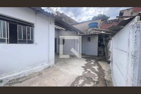 Casa à venda com 5 quartos, 300m² em Renascença, Belo Horizonte