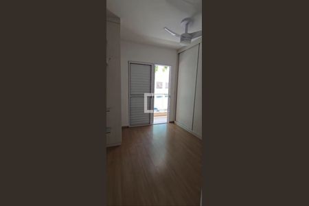 Quarto de casa à venda com 3 quartos, 73m² em Vila Nivi, São Paulo