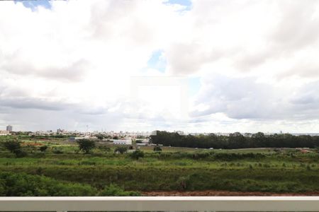 Sala de apartamento para alugar com 2 quartos, 62m² em Santa Mônica, Uberlândia