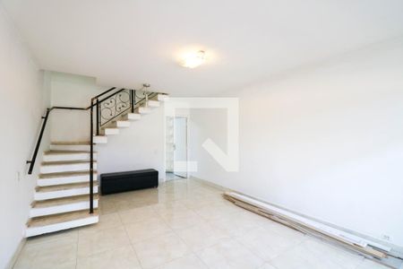 Casa à venda com 3 quartos, 101m² em Jardim Aeroporto, São Paulo