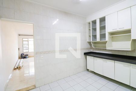 Casa à venda com 3 quartos, 101m² em Jardim Aeroporto, São Paulo