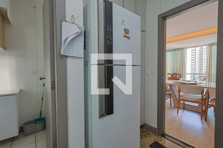 Apartamento para alugar com 3 quartos, 107m² em Belvedere, Belo Horizonte