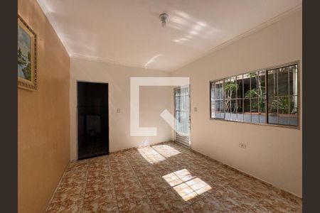 Sala de casa para alugar com 2 quartos, 80m² em Vila Clarice, São Paulo