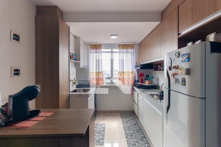 Cozinha de apartamento para alugar com 1 quarto, 28m² em Vila Ema, São Paulo