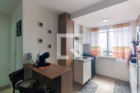 Cozinha de apartamento para alugar com 1 quarto, 28m² em Vila Ema, São Paulo