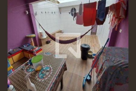 LAVANDERIA de casa à venda com 4 quartos, 203m² em Jaguaribe, Osasco