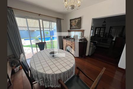 Casa à venda com 4 quartos, 360m² em Alphaville, Santana de Parnaíba