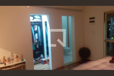 DORMITORIO de casa à venda com 3 quartos, 140m² em Santo Antônio, Osasco