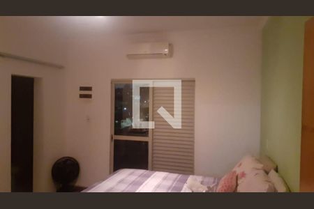 DORMITORIO de casa à venda com 3 quartos, 140m² em Santo Antônio, Osasco