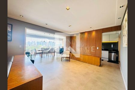 Apartamento à venda com 3 quartos, 130m² em Santo Amaro, São Paulo