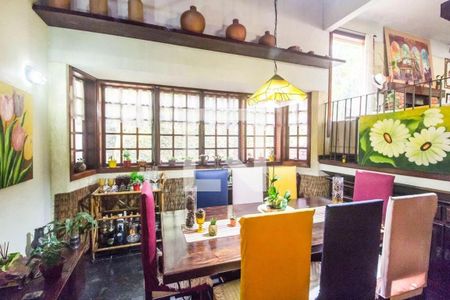 Casa à venda com 4 quartos, 353m² em Alphaville, Santana de Parnaíba