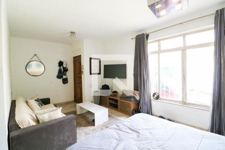Casa à venda com 4 quartos, 176m² em Jardim Prudência, São Paulo