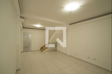Sala de casa para alugar com 3 quartos, 230m² em Mirandópolis, São Paulo